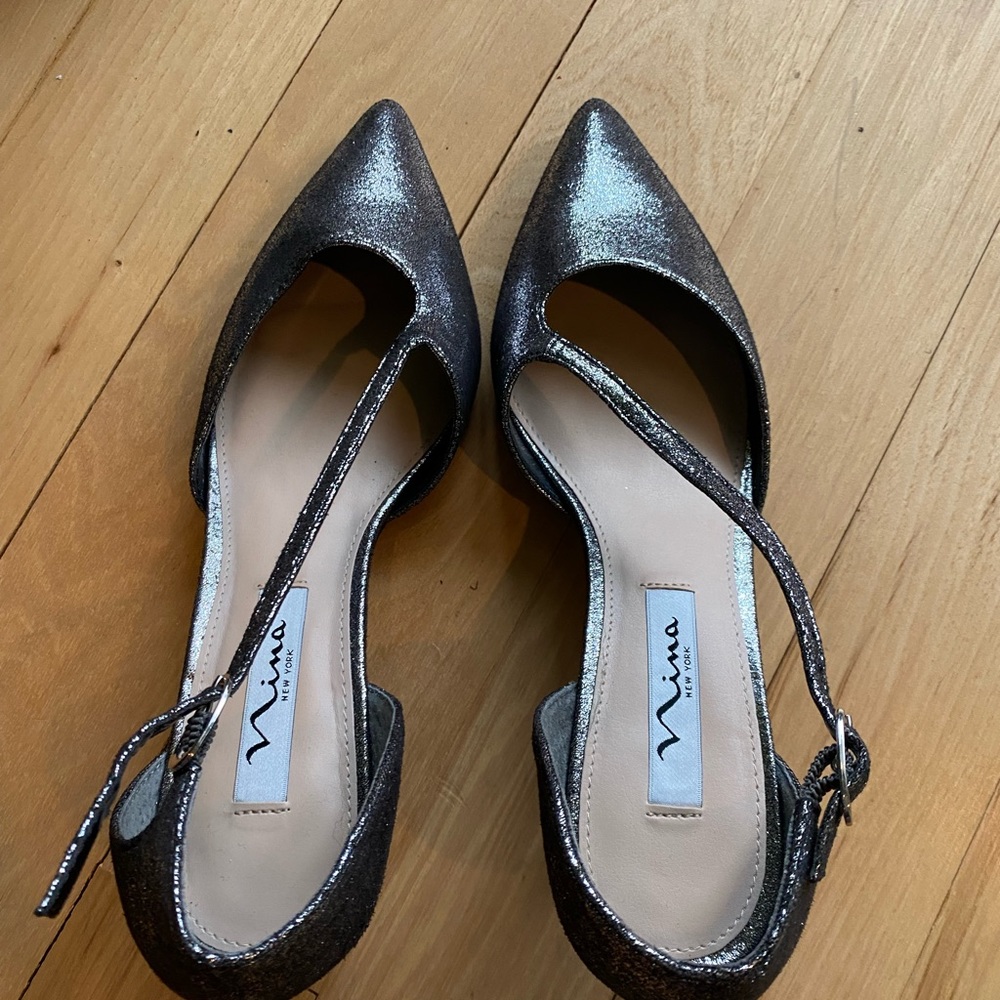 Nina, size 7.5, worn once, glitter gunmetal gray, leather sole - Picture 4 of 10